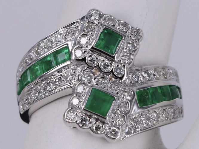 Bague Bague Toi et moi Emeraude et Diamants en or blanc 58 Facettes BA-1006