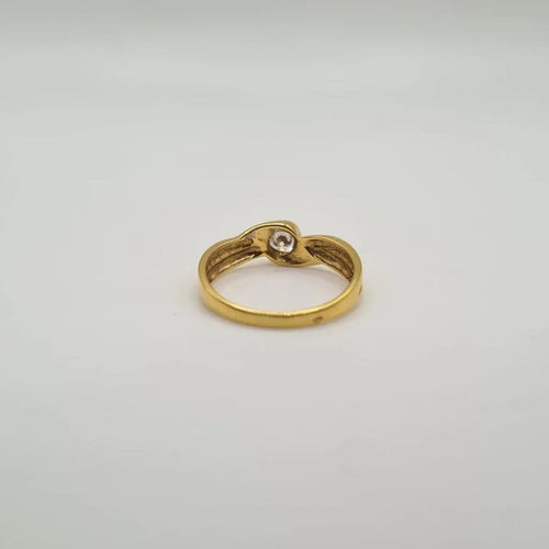 Bague 54 Bague or jaune 18 carats sertie d’un diamant 58 Facettes