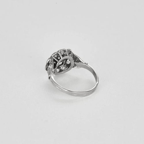 Bague 51,5 Bague marguerite en or blanc 18k, platine et diamants 58 Facettes LJ25-330