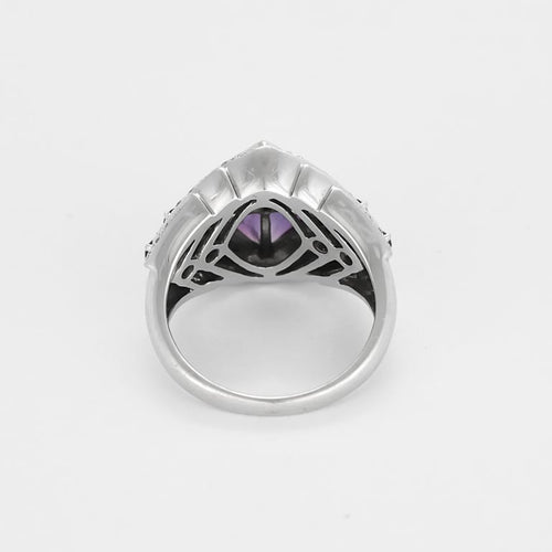 Bague 55 Bague en or blanc, améthyste et diamants 58 Facettes DIE1865