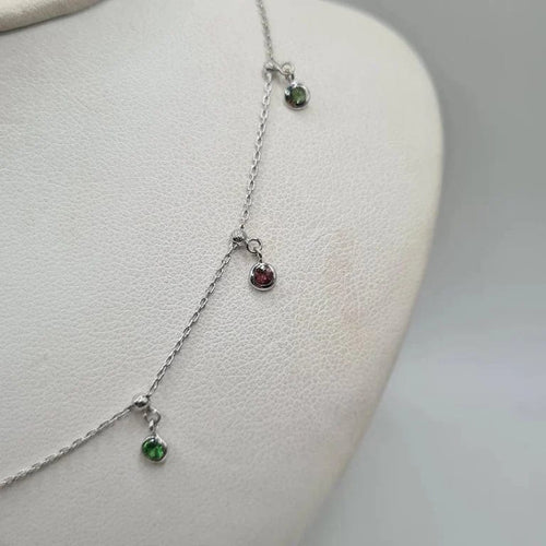 Collier Collier or blanc 18 carats serti de saphirs multi couleurs 58 Facettes