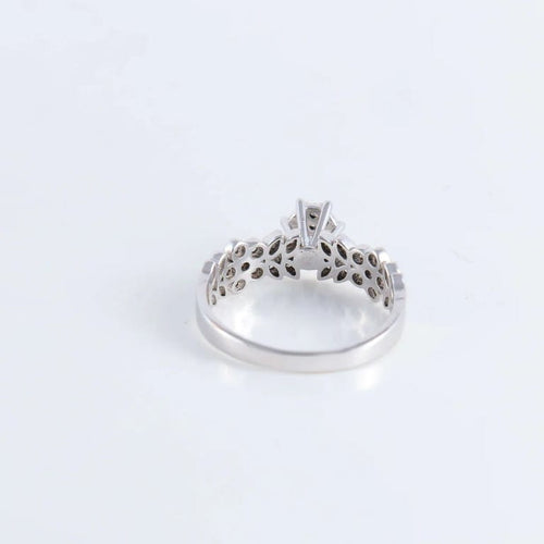 Bague 54 Bague Solitaire Fleurs diamants 58 Facettes FM91