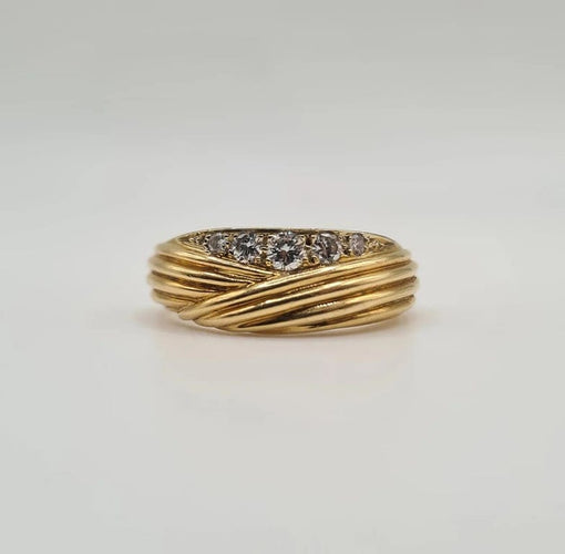 Bague 54 Bague or jaune diamants 58 Facettes