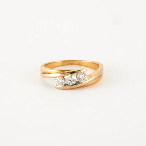 Bague 57 Bague en Or jaune & diamants 58 Facettes
