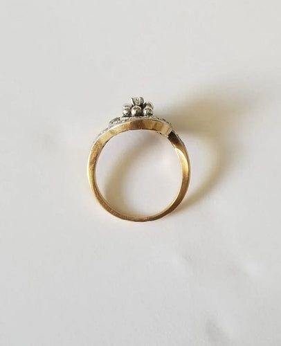 Bague 49 Bague tourbillon ancienne en or jaune 18k et diamants 58 Facettes