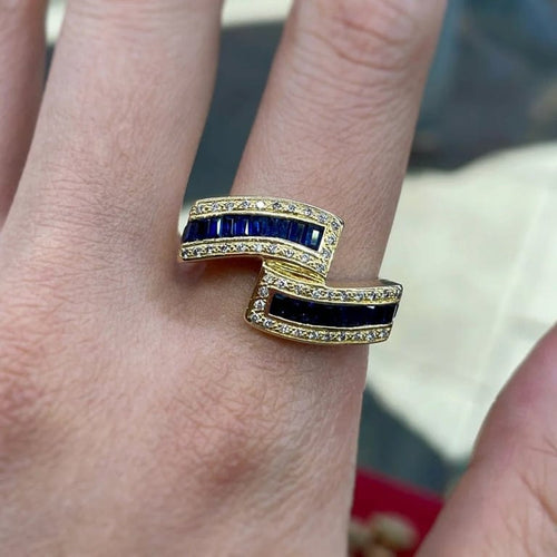 Bague 63 Bague - Or, Diamants & Saphirs 58 Facettes 250117R