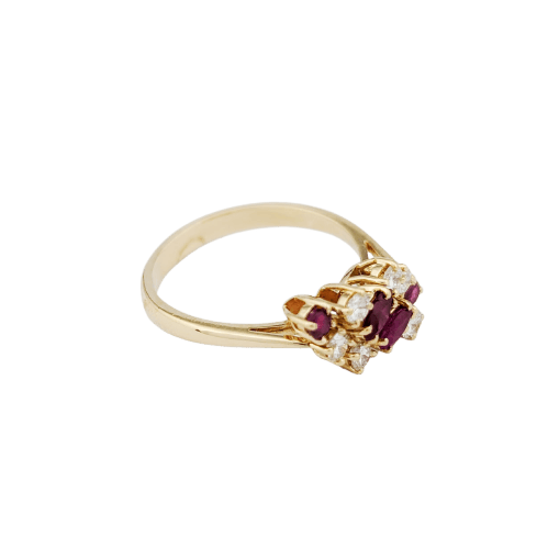 Bague 56 Bague en or jaune 18 carats avec rubis et diamants 58 Facettes 33769
