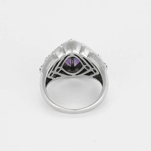 Bague 55 Bague en or blanc, améthyste et diamants 58 Facettes DIE1865