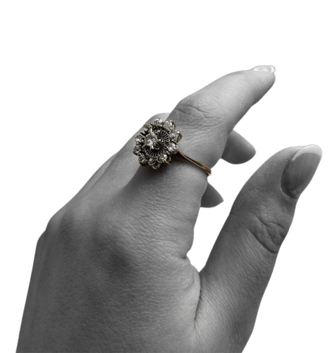 Bague Bague en or blanc avec diamants, période littoria italienne 58 Facettes