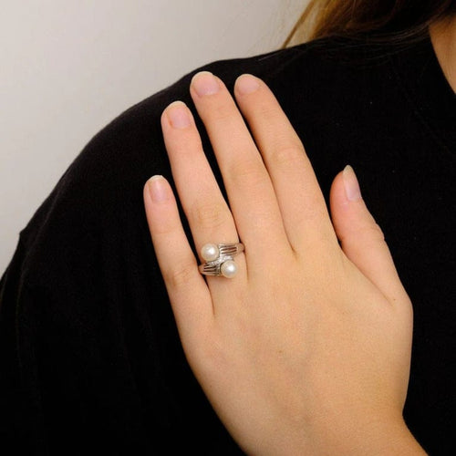 Bague 54 Bague Toi et Moi en or gris 18k, perles de culture et diamants 58 Facettes ALGU20