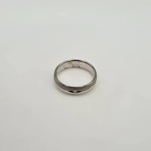 Bague 54.5 Alliance or blanc 18 carats sertie d’un diamant naturel 58 Facettes