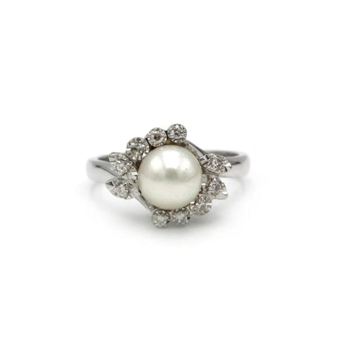 Bague 49 Bague - Or blanc, Perle et Diamants 58 Facettes 250312R