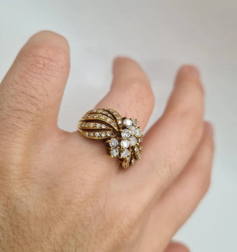 Bague 52 Bague or jaune sertie de diamants 58 Facettes