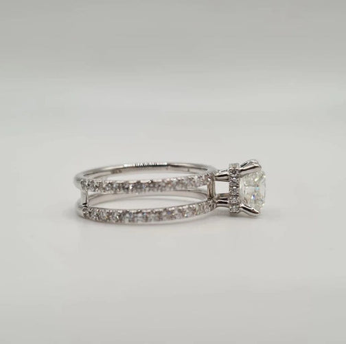Bague 52 Bague or blanc et diamants 58 Facettes