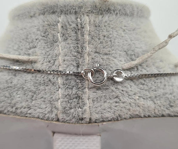 Collier Collier or blanc serti d’un saphir ceylon et diamants 58 Facettes