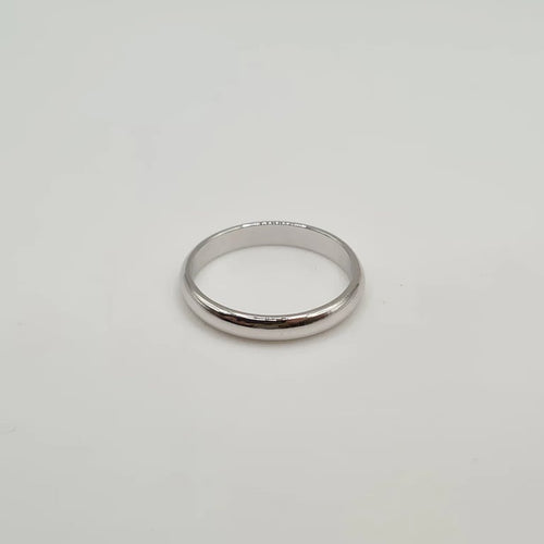 Bague 52 Alliance en platine 58 Facettes
