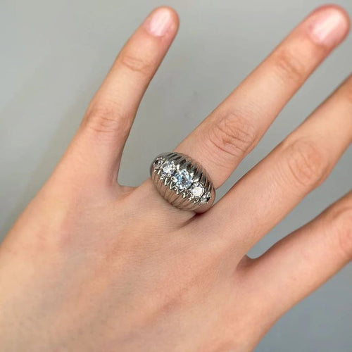 Bague 49 Bague - Platine et Diamants 58 Facettes 240010R