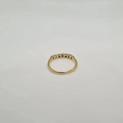 Bague 52 Demi-alliance or jaune 18 carats sertie de diamants 58 Facettes