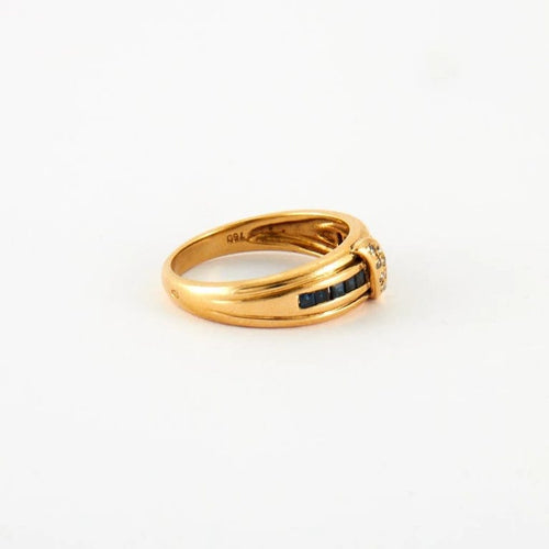 Bague 55 Bague en Or jaune, diamants & saphirs 58 Facettes