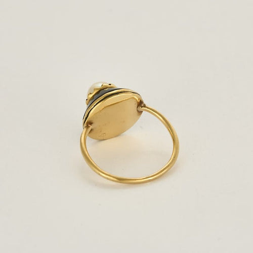 Bague 51 Bague en Or jaune, Onyx et perle 58 Facettes VAN0760X3
