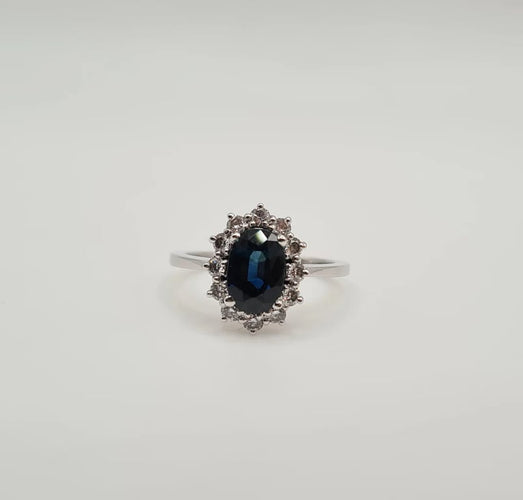 Bague 53 Bague or blanc carats sertie d'un saphir et de diamants naturels 58 Facettes