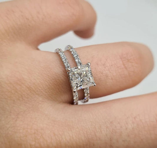 Bague 52 Bague or blanc et diamants 58 Facettes
