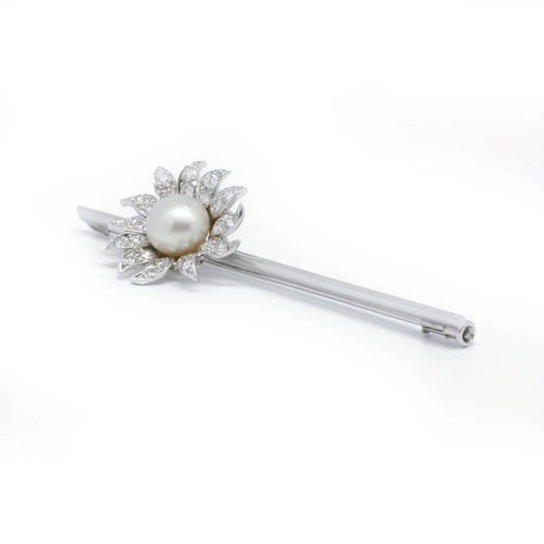 Broche Broche fleur- Or, platine, perle et diamants 58 Facettes 200068R