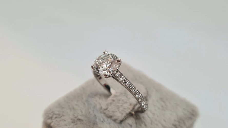 Bague 53 Bague en Or blanc & diamants 58 Facettes