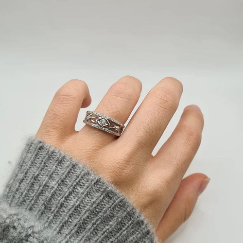 Bague 56 Bague or blanc 18 carats sertie de diamants 58 Facettes