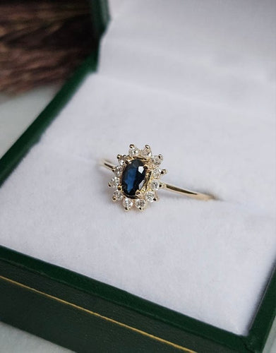 Bague 52 Bague marguerite vintage en or jaune 18 carats, saphir et diamants 58 Facettes 704