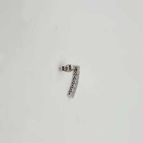 Boucles d'oreilles Boucles d’oreilles souples or blanc 18 carats serties de diamants 58 Facettes