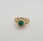 Bague 49 Bague or jaune sertie d'une pierre verte 58 Facettes