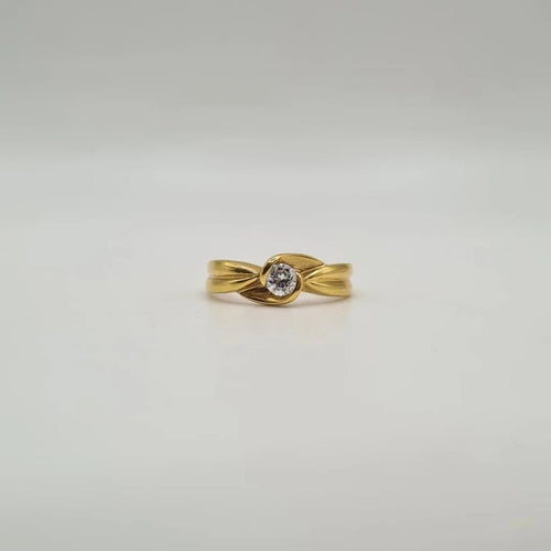 Bague 54 Bague or jaune 18 carats sertie d’un diamant 58 Facettes