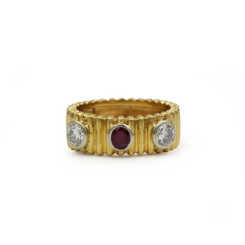 Bague 54 Bague Godronnée - Or, Diamants & Rubis 58 Facettes 250396R