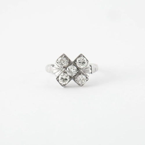 Bague 52 Bague or blanc & diamants 58 Facettes