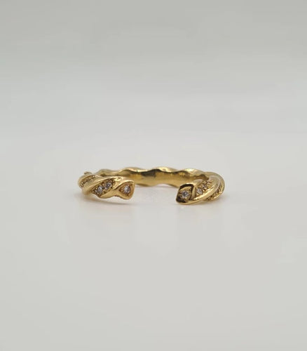 Bague 53 Bague or jaune sertie de diamants 58 Facettes