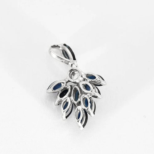 Pendentif Pendentif or gris et saphirs 58 Facettes LAV16963