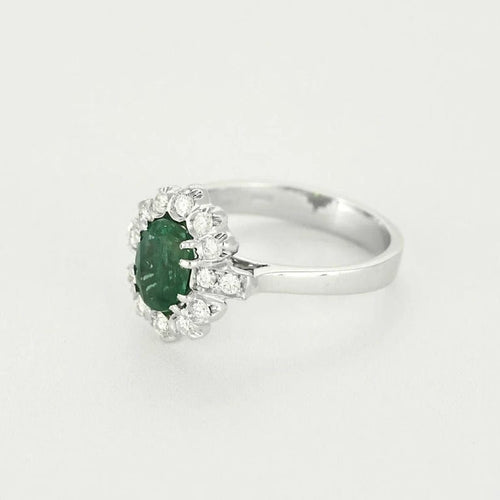 Bague 54 Bague marguerite en or gris 18k et diamants, émeraude ovale 58 Facettes BA519