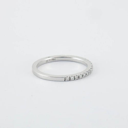 Bague 52 Bague en or blanc & diamants 58 Facettes