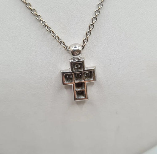 Collier Collier et pendentif croix or blanc sertis de diamants 58 Facettes