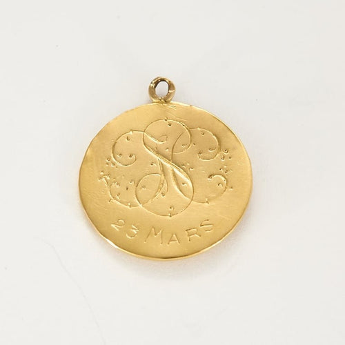 Pendentif Pendentif médaille du zodiaque, or jaune et or gris et diamants 58 Facettes BOU0484