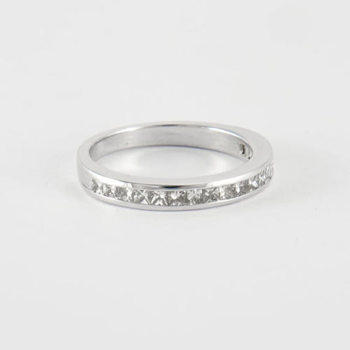Bague 54 Bague en Or Blanc & diamants 58 Facettes