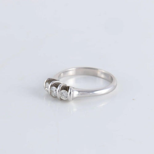 Bague 53 Bague Or blanc Trilogie 58 Facettes FM51