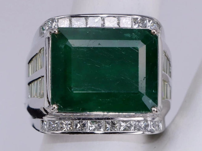 Bague 58 Bague en or blanc émeraude et diamant fantaisie 58 Facettes BA-1369