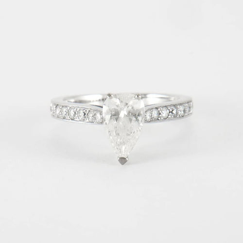 Bague 52 Bague en Or Blanc & diamants 58 Facettes