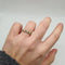 Bague 51 Demi-alliance or jaune, diamants et émeraudes 58 Facettes