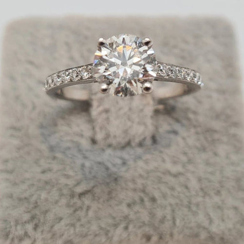 Bague 53 Bague en Or blanc & diamants 58 Facettes