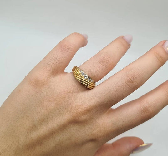 Bague 54 Bague or jaune diamants 58 Facettes