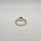 Bague 53 Bague or blanc 14 carats sertie d’un diamant rond & pavage diamants naturels 58 Facettes