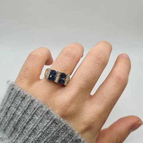 Bague 55 Bague art déco or jaune 18 carats sertie de 6 saphirs ovales et diamants 58 Facettes